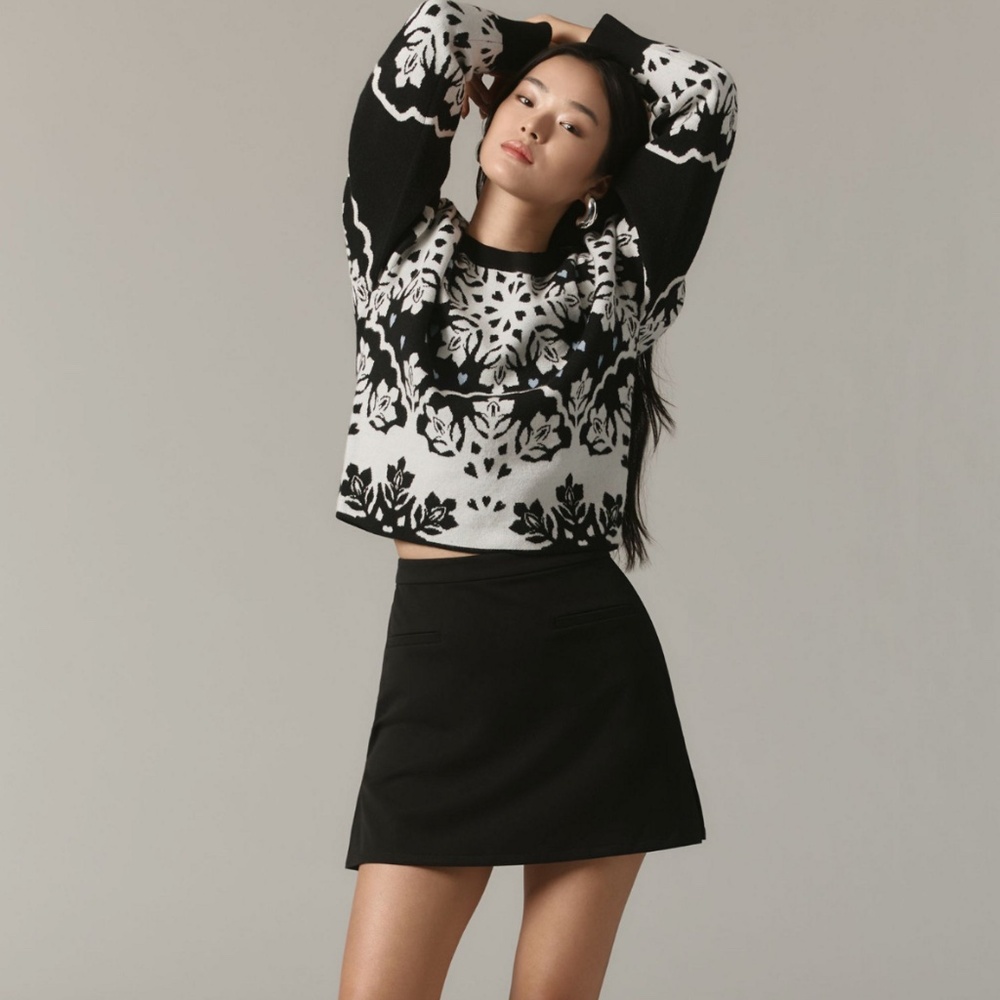 Maeve by Anthropology Cropped Crewneck Sweater – Size Small